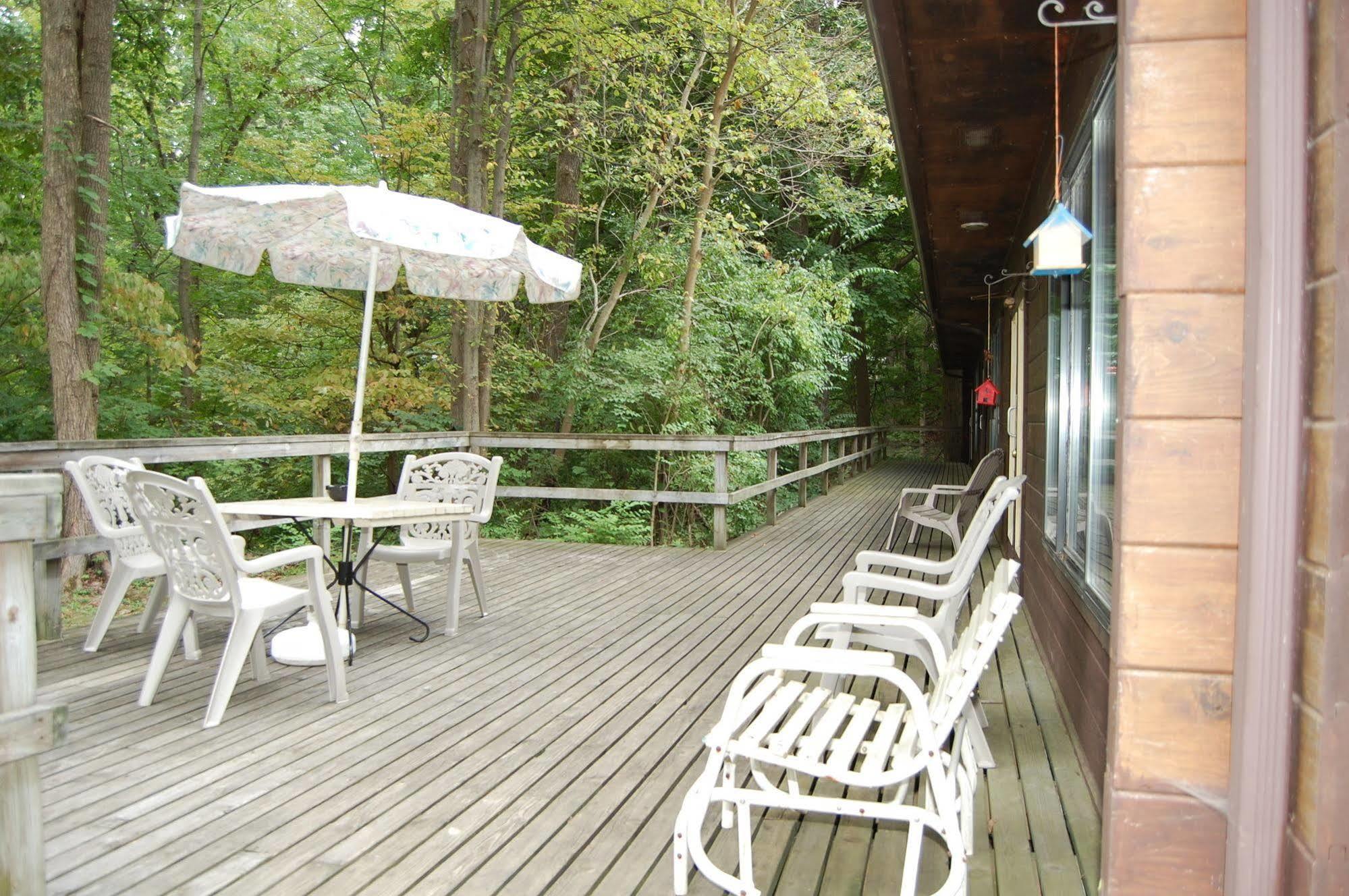 Buchanan Bear Cave Rv Campground מראה חיצוני תמונה